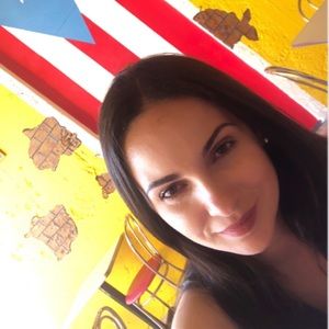 Meet your Posher, Jenni